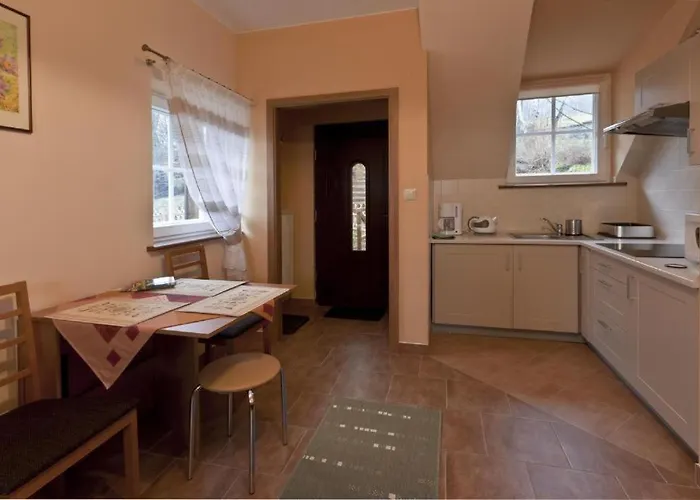 Trzy Kultury Zloty Widok * شكلارسكا بوريبا